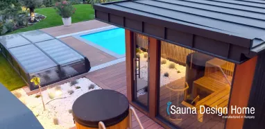 Sauna with Terrace and Hot Tub Sauna with Terrace and Hot Tub