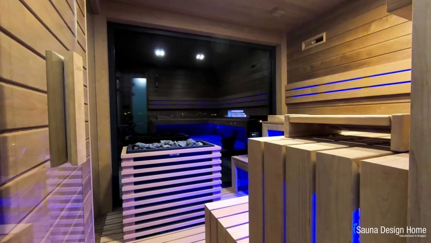Construction of a panoramic sauna house on the roof terrace of Boutique Hotel 11